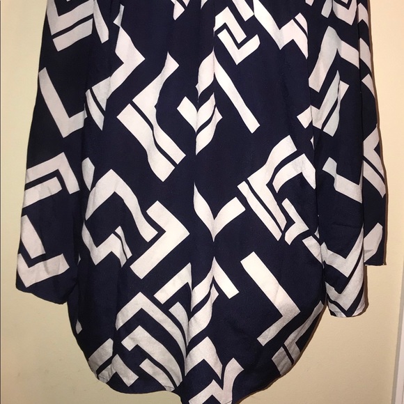 Old Navy Chevron Blouse sz XXL - Picture 5 of 5